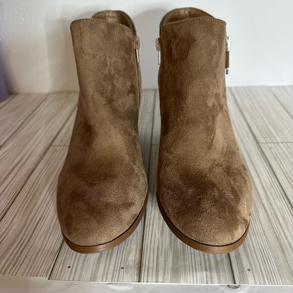 Style & Co brown Masrinaa faux suede chelsia booties boot size 9.5 - Picture 1 of 9